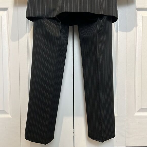 Buffalo David Bitton Women’s Black Pinstripe Suit|| Blazer Sz M/L, Pants Sz 30 - Picture 13 of 16